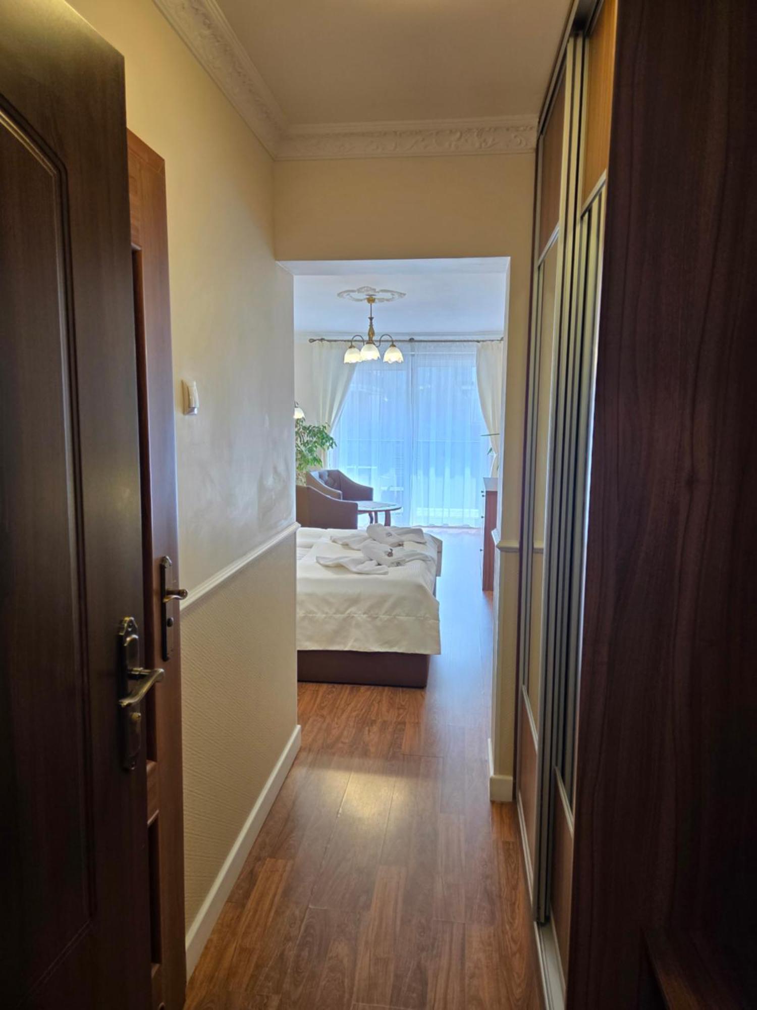 Atena Privat overnatting *